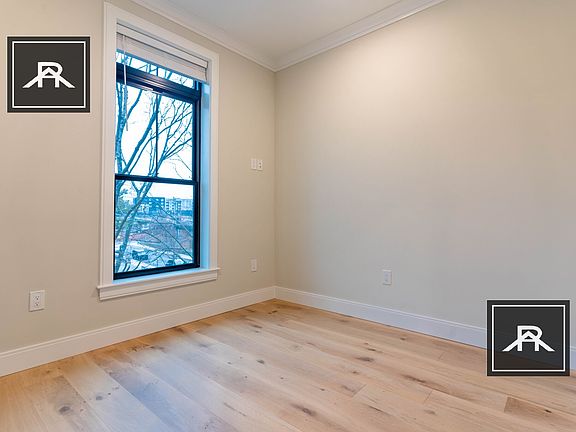 5th image of 159 Everett St #301