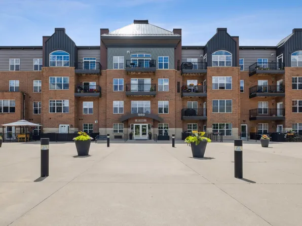 1800 Graham Ave Unit 302, Saint Paul, MN 55116
