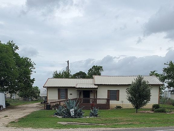5th image of 751 State Highway 320