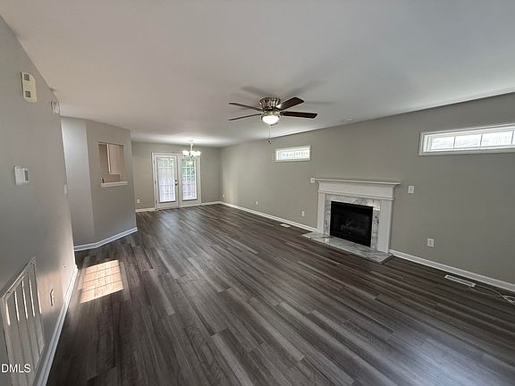 3rd image of 329 Groundsel Pl
