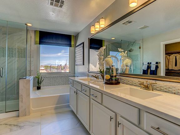 Owner s Bath