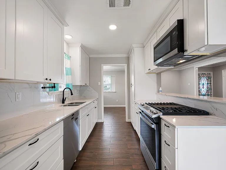 11806 Murr Way — Photo 13