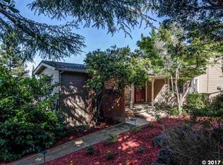 2410 Overlook Dr, Walnut Creek, CA 94597