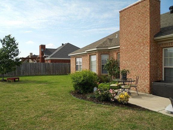 2nd image of 864 Bayou Vista Dr