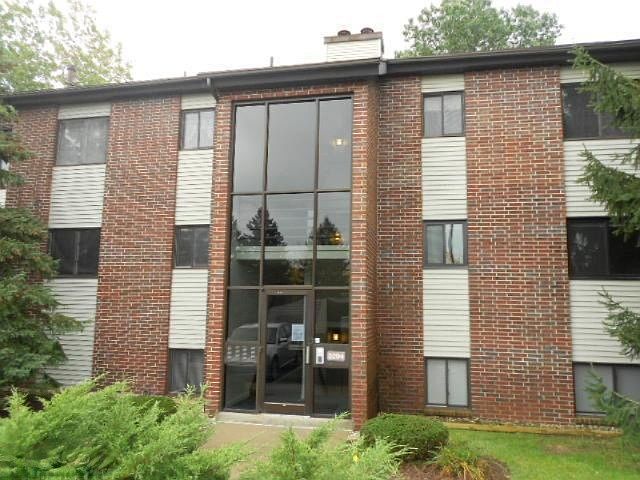 1st image of 3294 Devonwood Dr NE #E