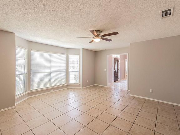 3rd image of 1353 Boyd St #F