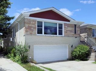 6330 N Newark Ave, Chicago, IL 60631