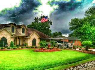 808 S 5th St, La Porte, TX 77571
