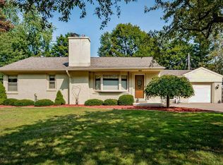 19 Rosemary Ct, Midland, MI 48640