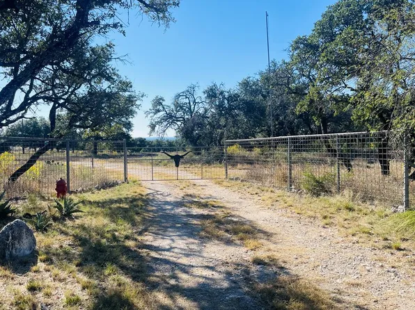 1031 Shin Oak Rd, Menard, TX 76859