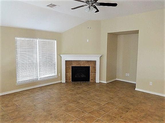 1st image of 82L5 Rosemary Dr