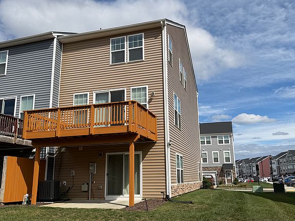 3rd image of 603 Rivanna Hill Rd