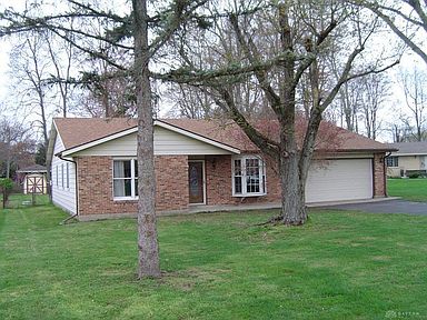 727 Blackfoot Trl Jamestown Oh 45335 Zillow