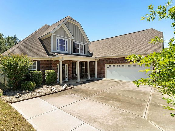 5th image of 850 Herrington Dr