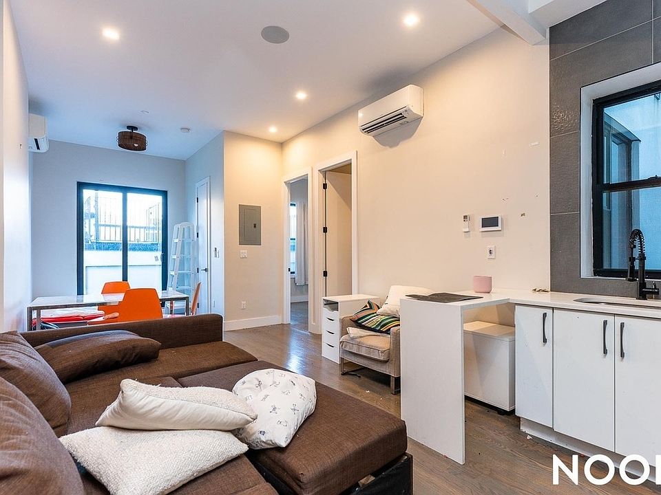 1st image of 90 Manhattan Ave #2K