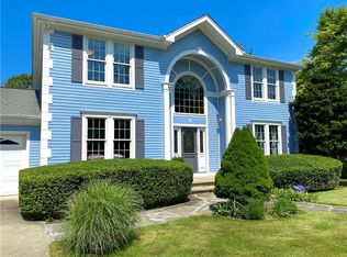 9 Eagles Nest Ter, Narragansett, RI 02882