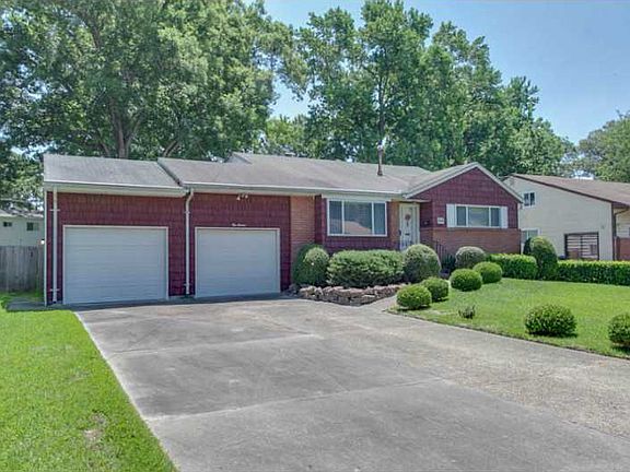 2nd image of 416 Taldan Ave