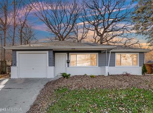 35 Sauk Trl, Park Forest, IL