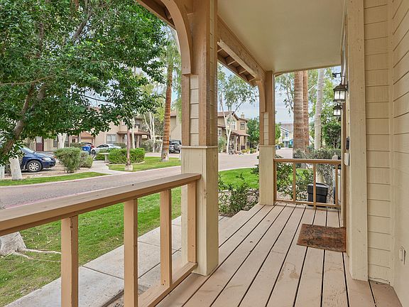 5th image of 942 S ASH Avenue #103