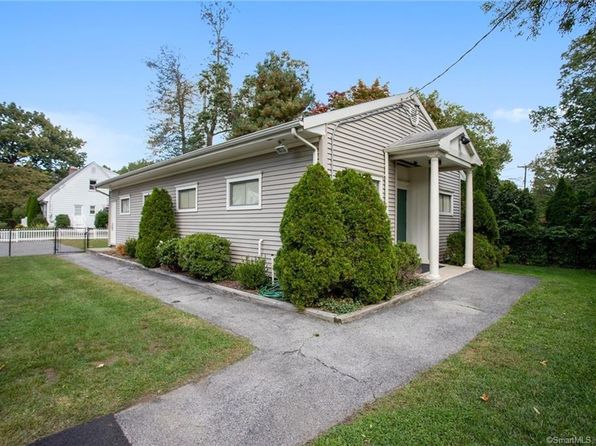 ranch homes for sale in stamford ct
