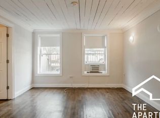 2223 N Hoyne Ave #1F, Chicago, IL 60647