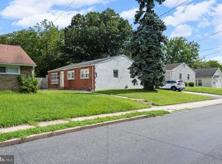 607 Ashland Ave, Folcroft, PA 19032