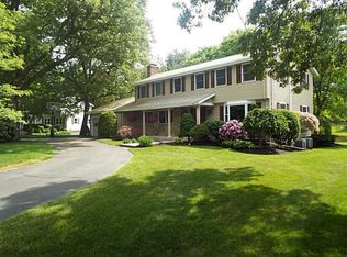 9 Lord Fox Run, Lincoln, RI 02865