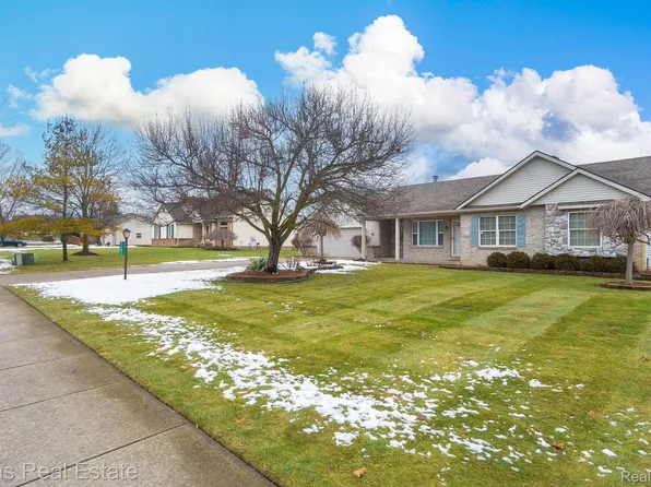 11251 Cathy Dr, Goodrich, MI 48438