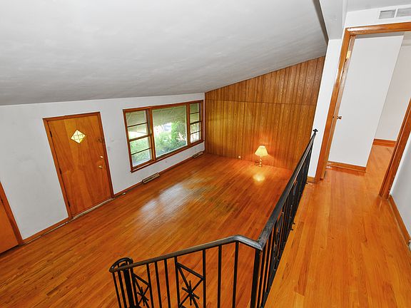 5th image of 10525 S Kildare Ave
