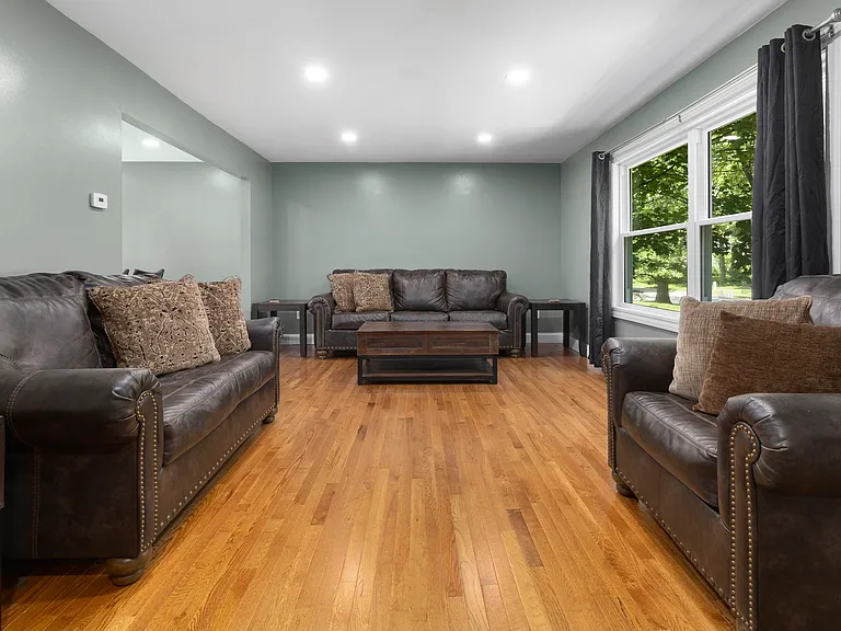 33 Concord Dr — Photo 13