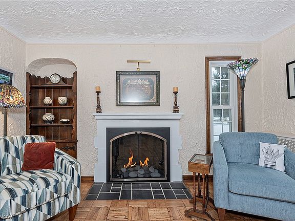 5th image of 3259 Avalon Rd