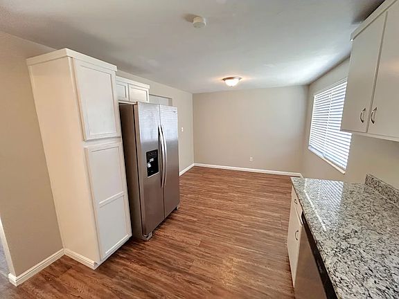 5th image of 6732 S Somerset Dr