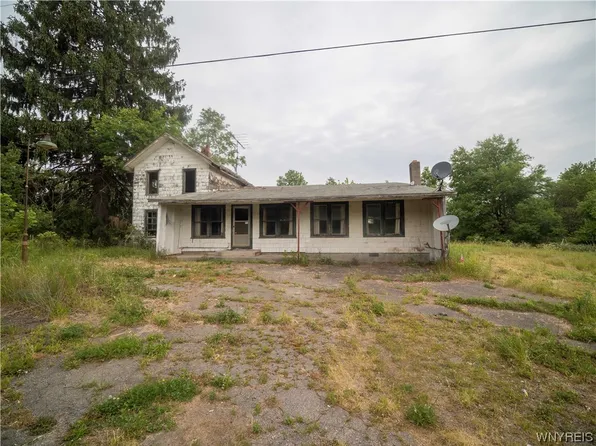 736 Ivory Rd, Frewsburg, NY 14738