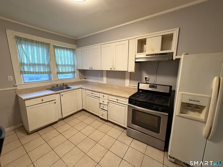 29 Silver St #2 — Photo 7