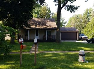 19519 Brick Rd, South Bend, IN 46637