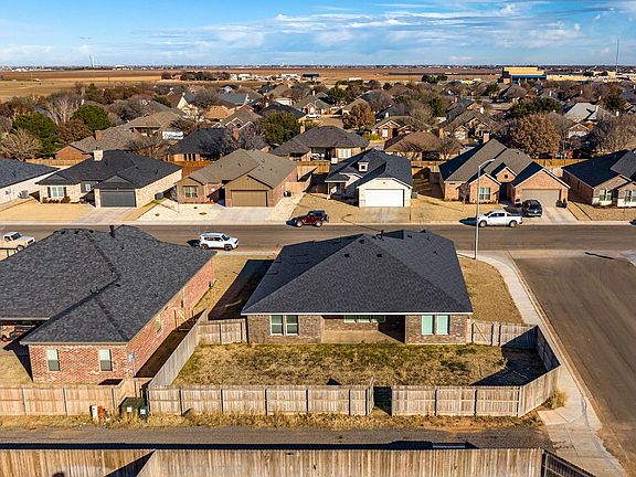 5th image of 401 Cowboy Ln