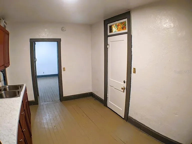 401 Colonia Ln E #10 — Photo 9