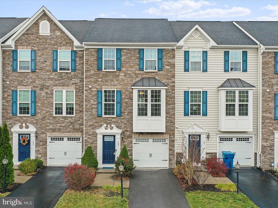 1st image of 105 Chamomile Ct