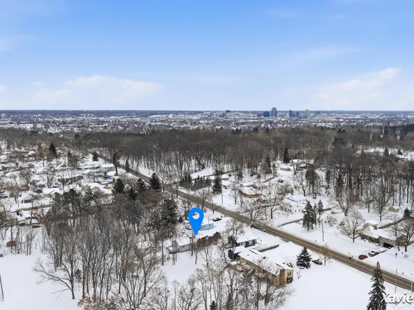 1629 Richmond St NW, Grand Rapids, MI 49504