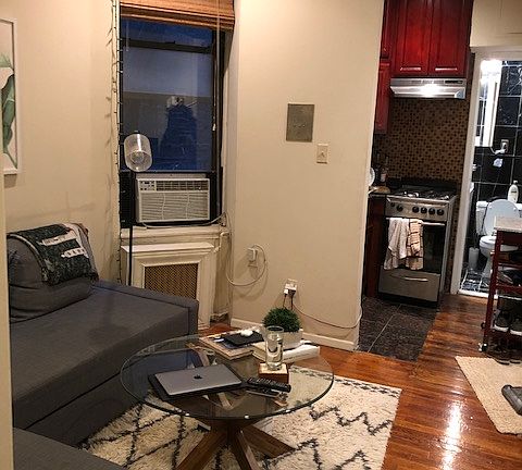 3rd image of 144 Sullivan St APT 10