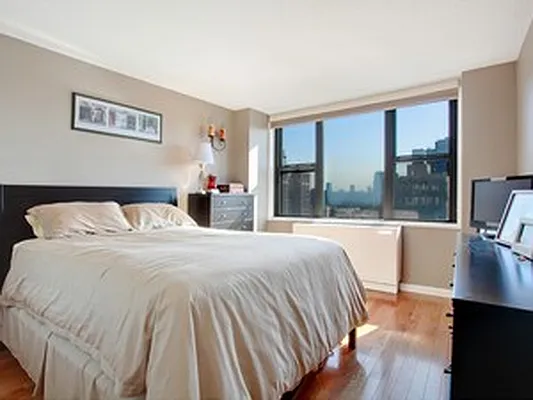 Sold by Corcoran | media 15