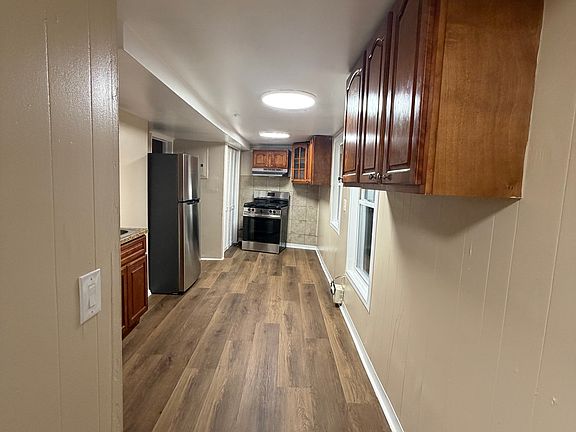 5th image of 133 Yonkers Ave APT 1