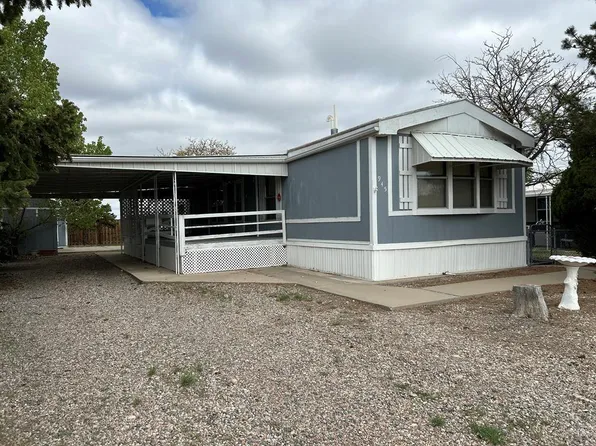 945 S Saki Dr, Pueblo West, CO 81007