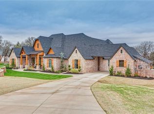 4701 Abbey Cir, Edmond, OK 73034