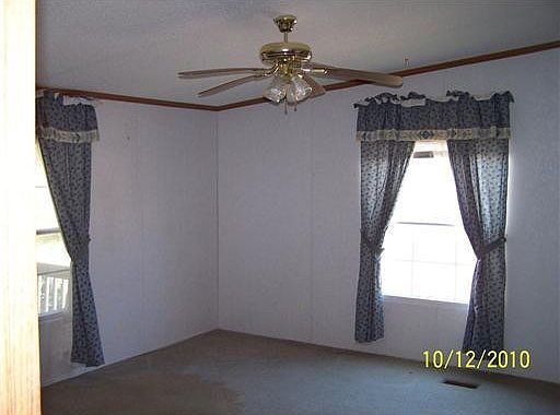 3rd image of 25402 Piney Ridge Rd