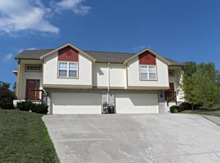 4978 Stoneback Dr, Lawrence, KS 66047