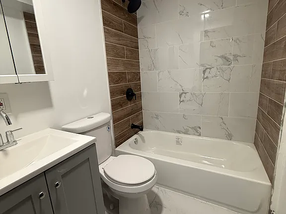 659 S 11th St #1 — photo 8 of 8