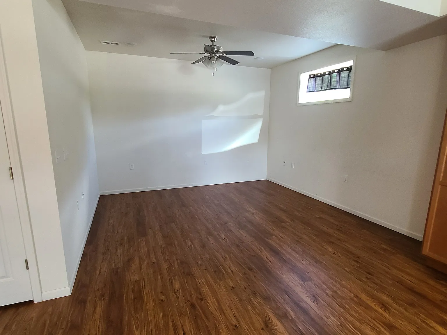4 bed, $1,940 — Photo 2