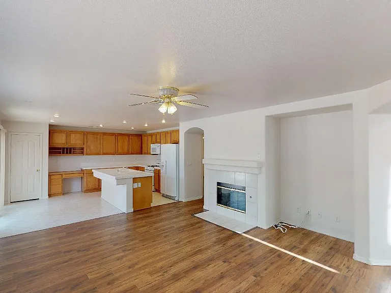 9047 Ravenhurst St — Photo 9