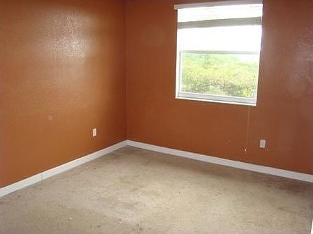 4th image of 22079 SW 92nd Pl